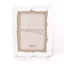 WIDDOP IMPRESSIONS WHITE RESIN FEATHER PHOTO FRAME 5" x 7"