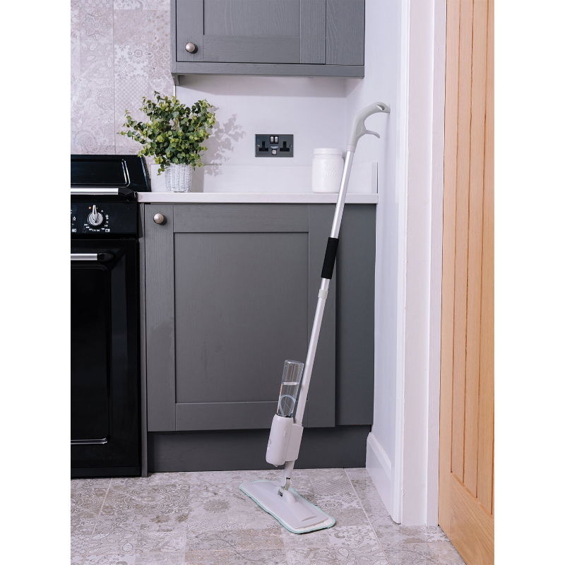 ADDIS 2 IN  1 SPRAY MOP SAGE GREEN