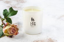 IRISH ROSE & PEAR CANDLE