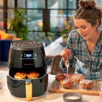 RUSSELLS HOBBS 5L DIGITAL AIR FRYER