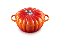 LE CREUSET PUMPKIN CASSEROLE VOLCANIC