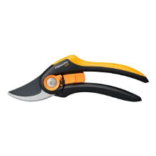 FISKARS PLUS SMARTFIT PRUNER BYPASS P541